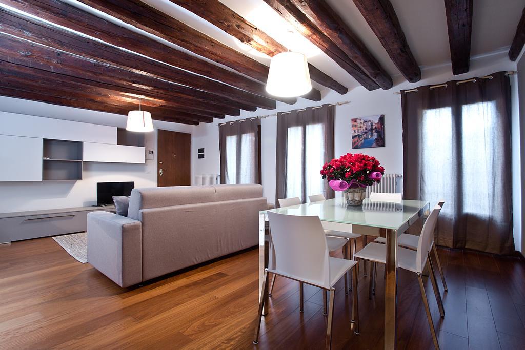 Good Wine Apartments Βενετία Δωμάτιο φωτογραφία