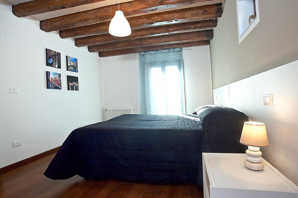 Good Wine Apartments Βενετία Δωμάτιο φωτογραφία