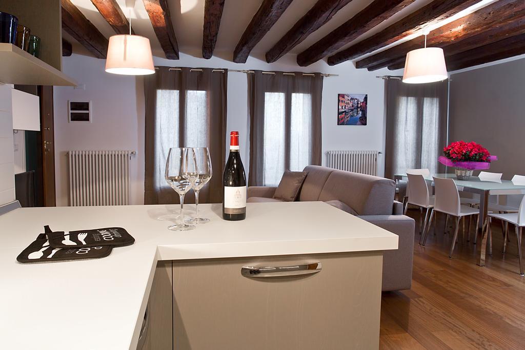 Good Wine Apartments Βενετία Δωμάτιο φωτογραφία