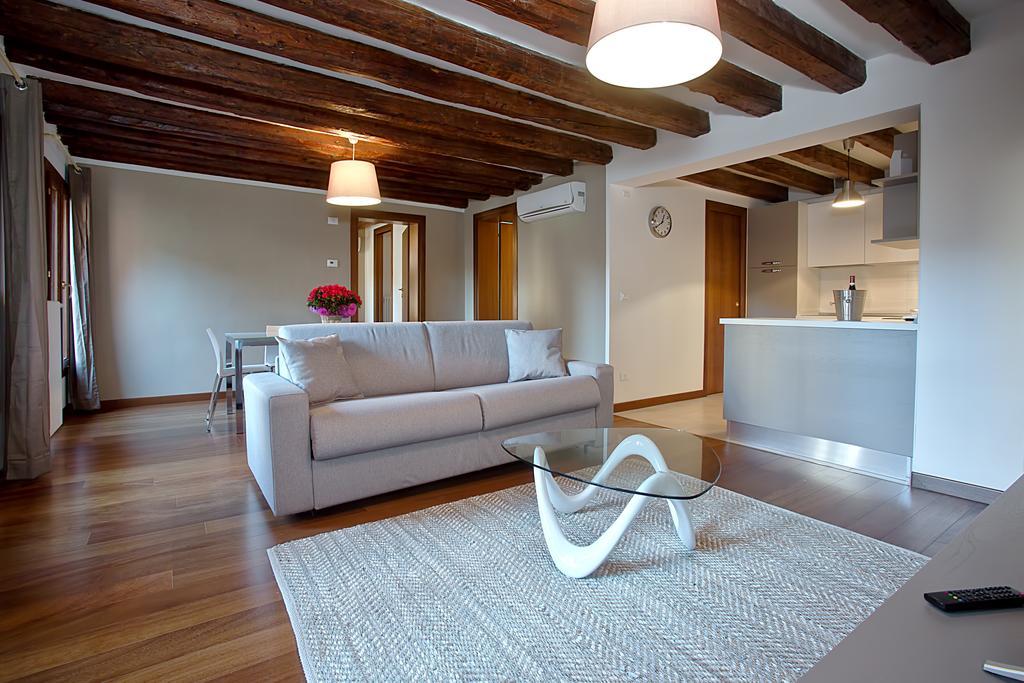 Good Wine Apartments Βενετία Δωμάτιο φωτογραφία