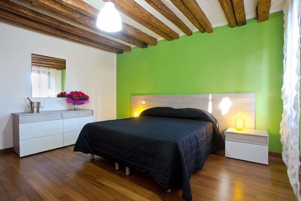 Good Wine Apartments Βενετία Δωμάτιο φωτογραφία